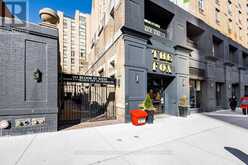 1005 - 284 BLOOR STREET W Toronto