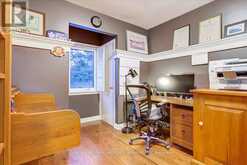 284 BURNETT AVENUE Toronto