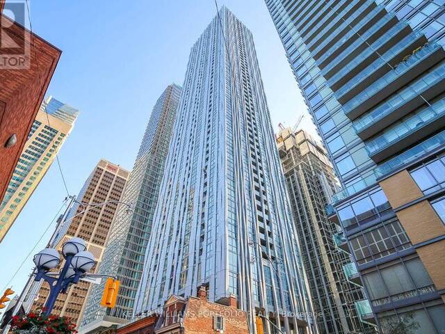 4811 - 1 YORKVILLE AVENUE Toronto Ontario