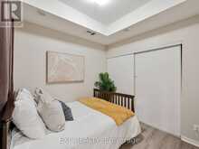 8 - 68 WINSTON PARK BOULEVARD Toronto