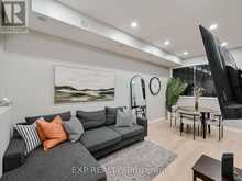 8 - 68 WINSTON PARK BOULEVARD Toronto