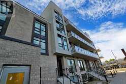 42 - 851 SHEPPARD AVENUE W Toronto