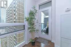 1407 - 1121 BAY STREET E Toronto