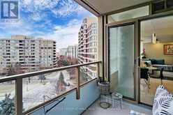 804 - 11 TOWNSGATE DRIVE Vaughan