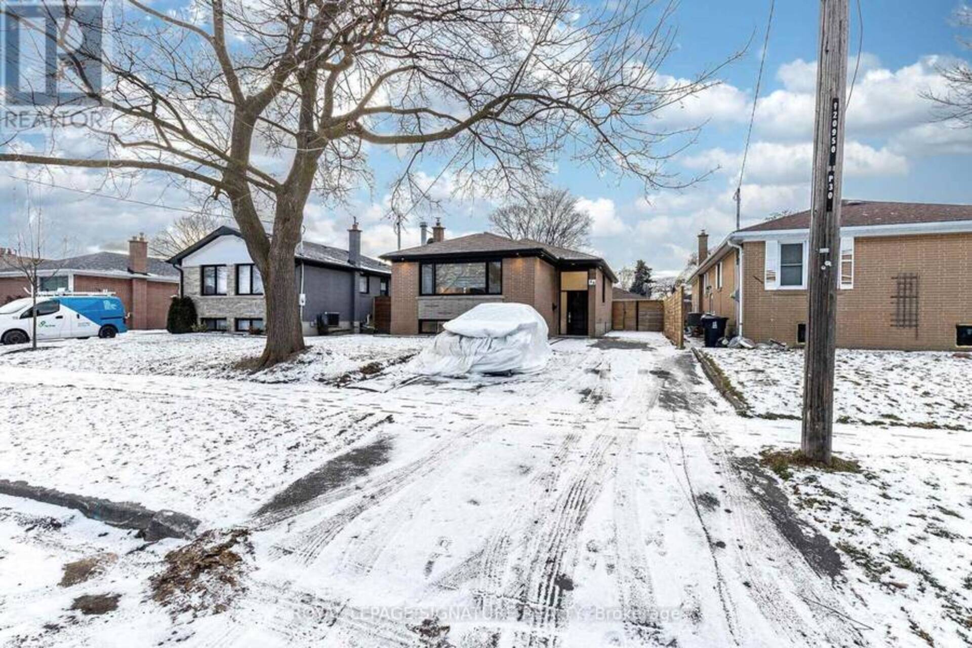 30 HEATHERGLEN ROAD Toronto