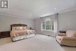 382 BEDFORD PARK AVENUE Toronto