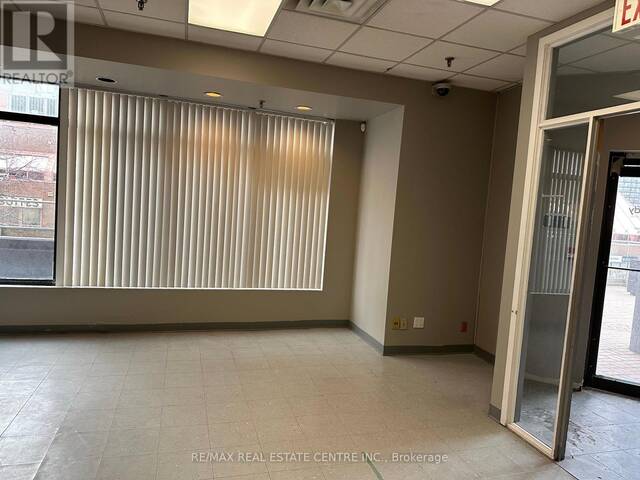 R200 - 285 ENFILED PLACE Mississauga Ontario