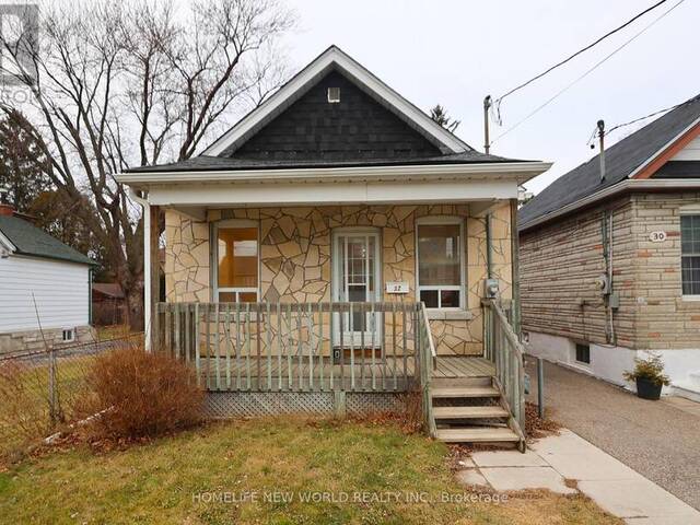 32 PENDEEN AVENUE Toronto Ontario