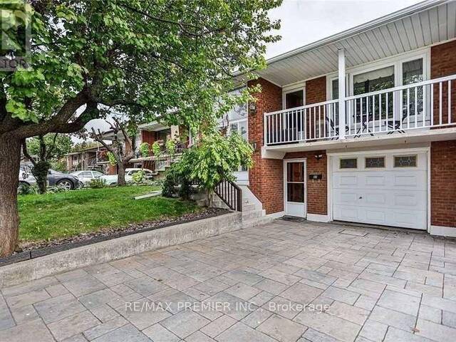 17 ROCKBANK CRESCENT Toronto Ontario