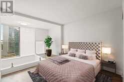 2208 - 33 HARBOUR SQUARE Toronto