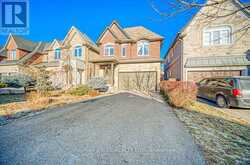 166 TOWNSGATE DRIVE Vaughan