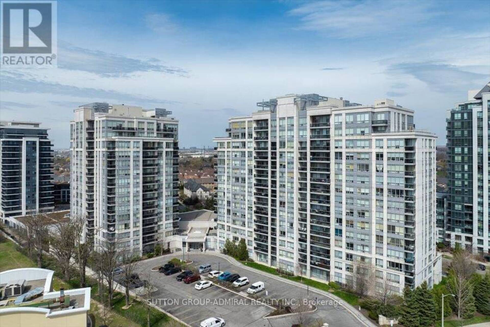 307 - 50 DISERA DRIVE Vaughan