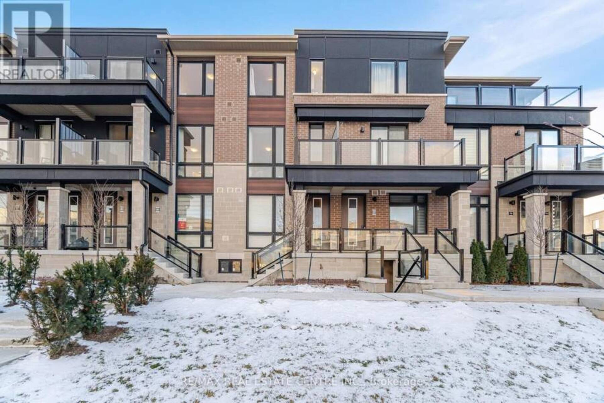 79 - 25 KNOTSBERRY CIRCLE Brampton