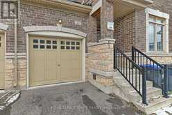 22 THORNAPPLE STREET Brampton