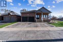 88 EDWARDS DRIVE Barrie