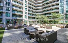 811 - 25 LOWER SIMCOE STREET Toronto