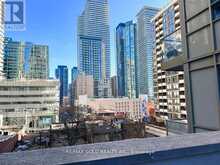 501 - 21 BALMUTO STREET Toronto