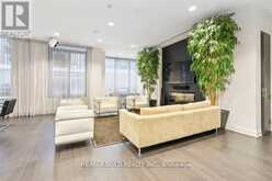 501 - 21 BALMUTO STREET Toronto