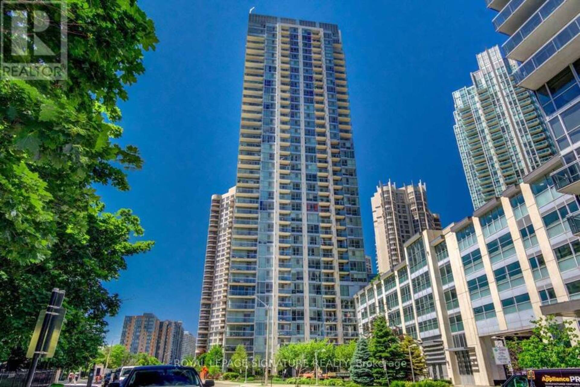 1010 - 225 WEBB DRIVE Mississauga