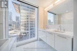 916 - 1 GLOUCESTER STREET Toronto