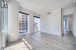 916 - 1 GLOUCESTER STREET Toronto