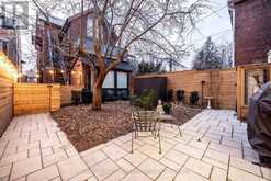 27 PALMERSTON SQUARE Toronto