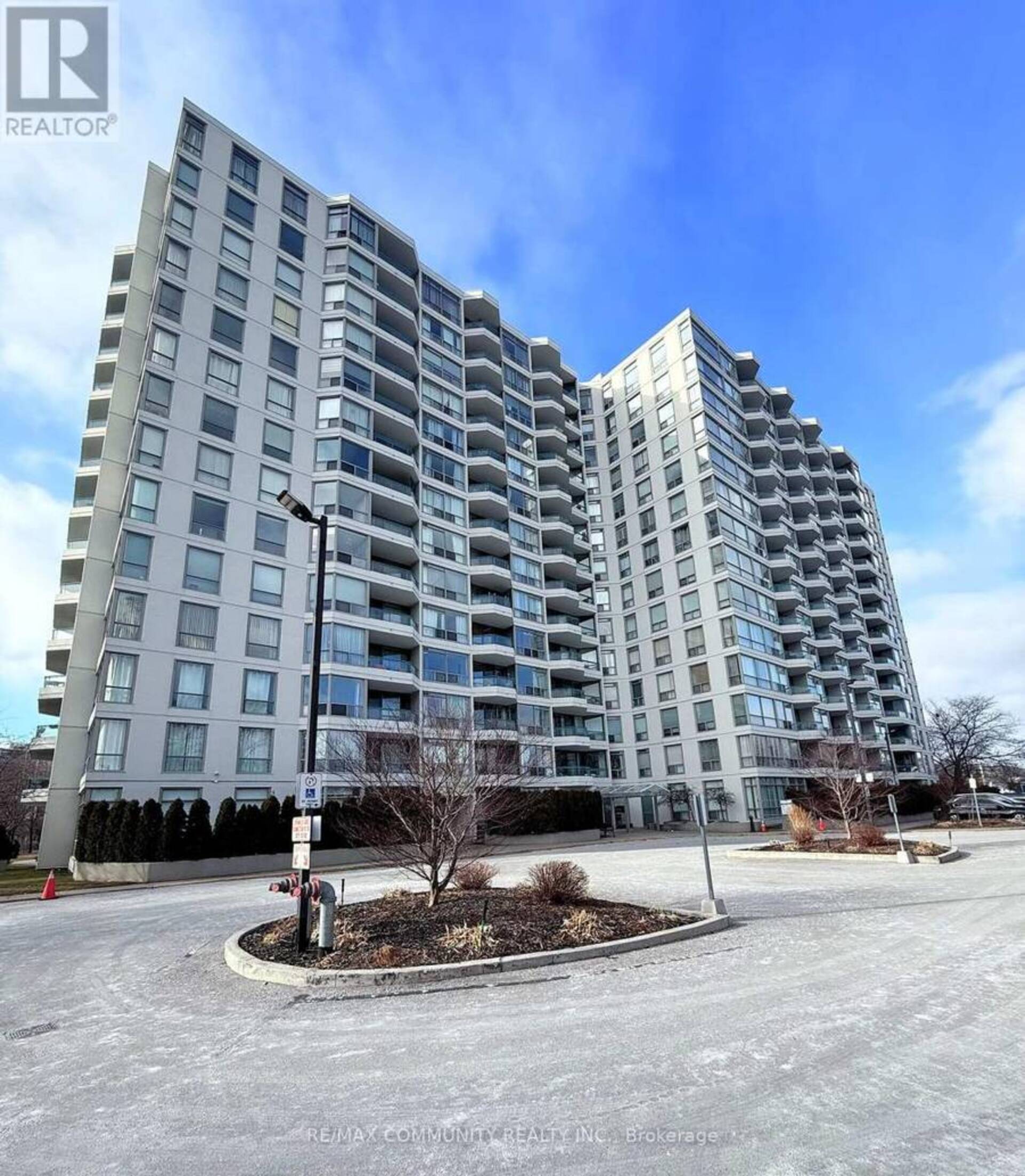 1210 - 4727 SHEPPARD AVENUE E Toronto