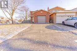 164 DANIELS CRESCENT Ajax