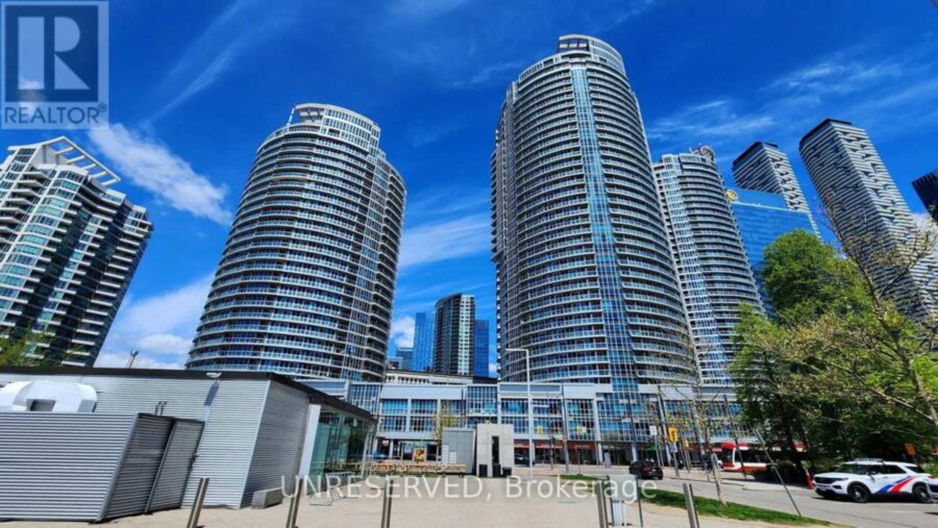 1206 - 218 QUEENS QUAY W Toronto