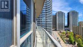 1206 - 218 QUEENS QUAY W Toronto