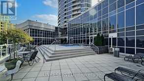 1206 - 218 QUEENS QUAY W Toronto