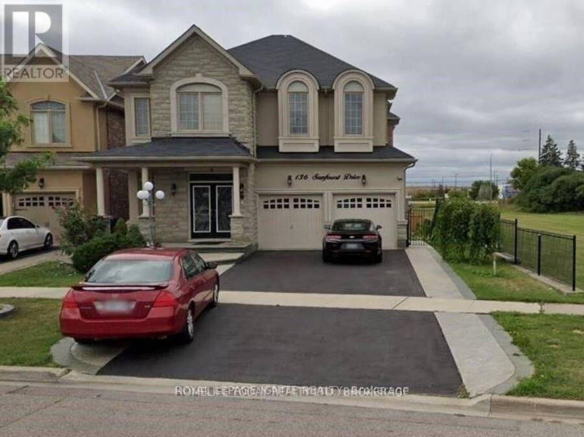 136 SUNFOREST DRIVE Brampton