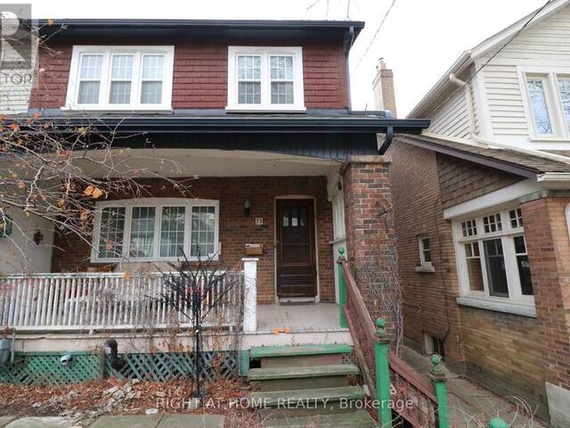 75 MANOR ROAD E Toronto Ontario