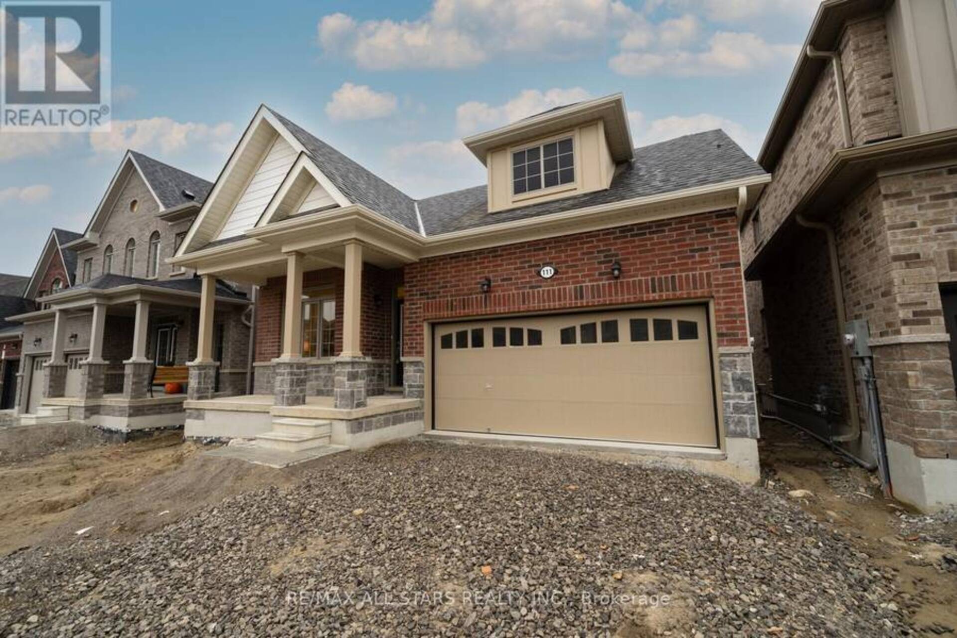 111 ROBIN TRAIL Scugog