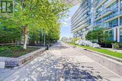 101 - 39 QUEENS QUAY E Toronto