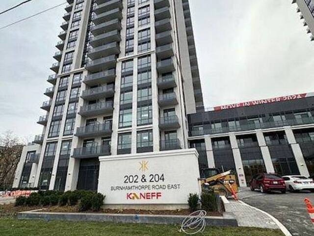 1310 - 204 BURNHAMTHORPE ROAD E Mississauga Ontario