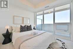 5303 - 2221 YONGE STREET Toronto