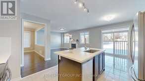 86 ROBB THOMPSON ROAD East Gwillimbury