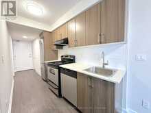 909 - 561 SHERBOURNE STREET Toronto