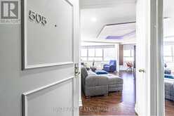 505 - 270 QUEENS QUAY W Toronto