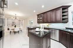 28 BABAK BOULEVARD Vaughan