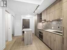 1601 - 1 YORKVILLE AVENUE Toronto