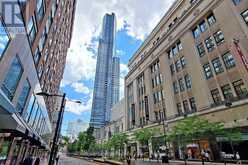 2214 - 386 YONGE STREET Toronto