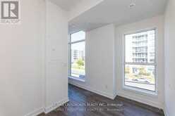 TH11 - 871 SHEPPARD AVENUE W Toronto