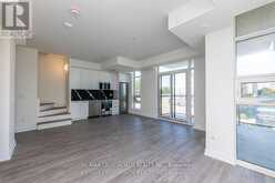 TH11 - 871 SHEPPARD AVENUE W Toronto