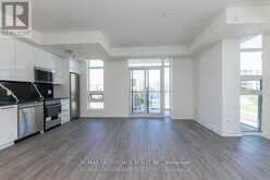 TH11 - 871 SHEPPARD AVENUE W Toronto