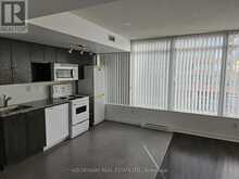 617 - 15 BRUNEL COURT Toronto