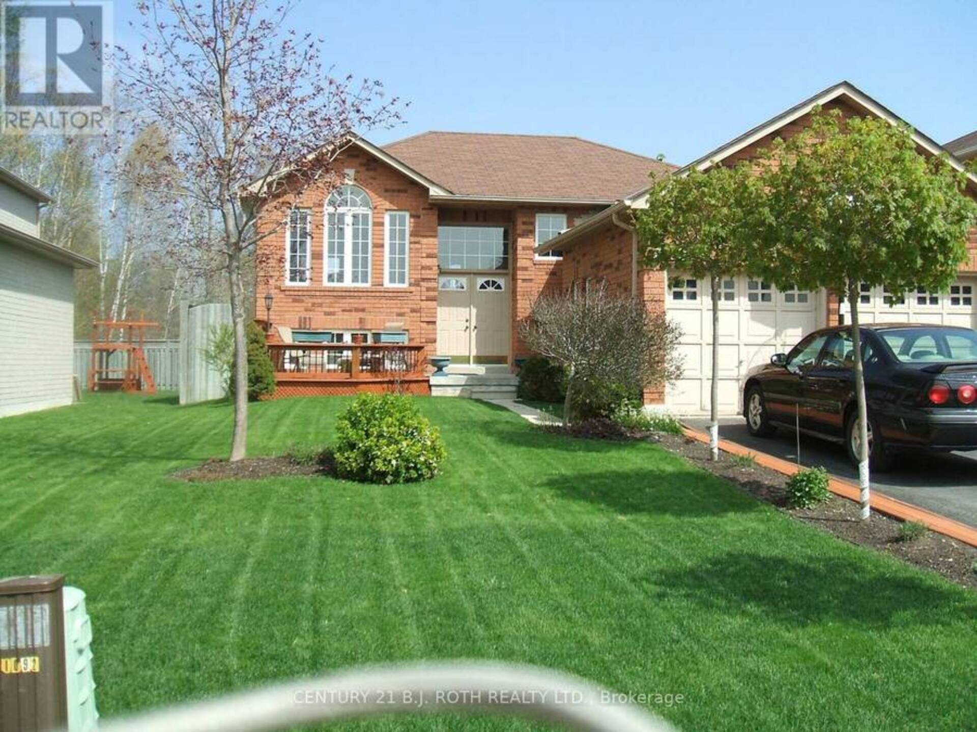 1092 LEBANON DRIVE Innisfil