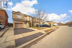 8 ECHORIDGE DRIVE Brampton