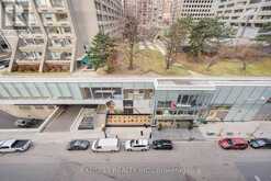 603 - 21 BALMUTO STREET Toronto